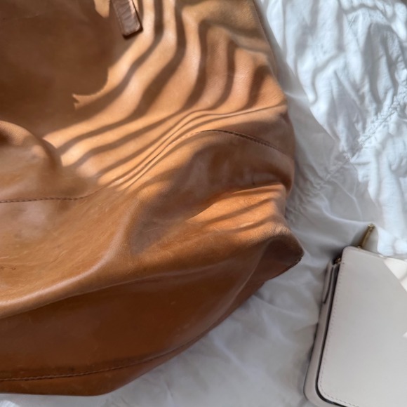 Able Mamuye Classic Leather Tote in Brown - Picture 5 of 12